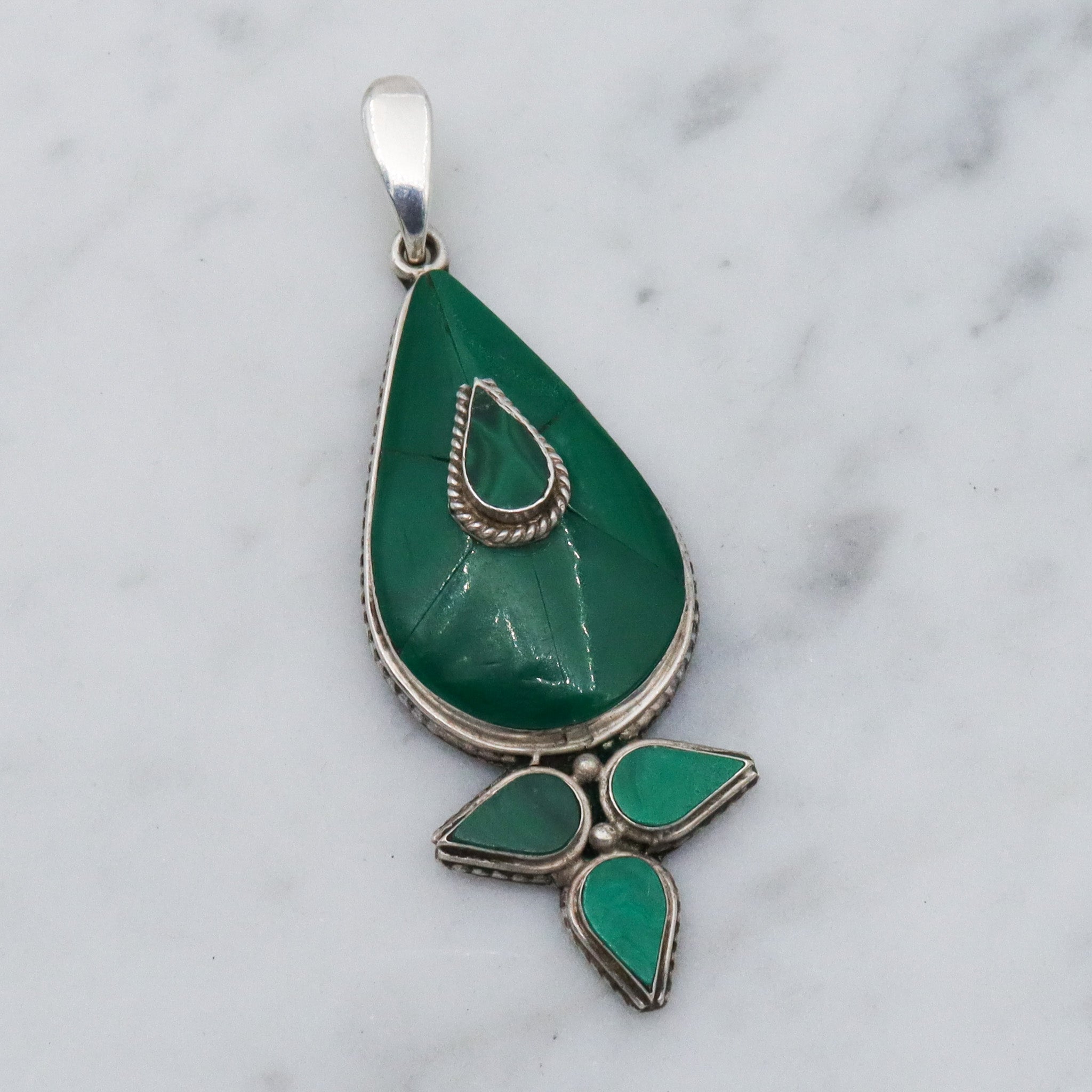 Retro India sterling silver malachite drop pendant